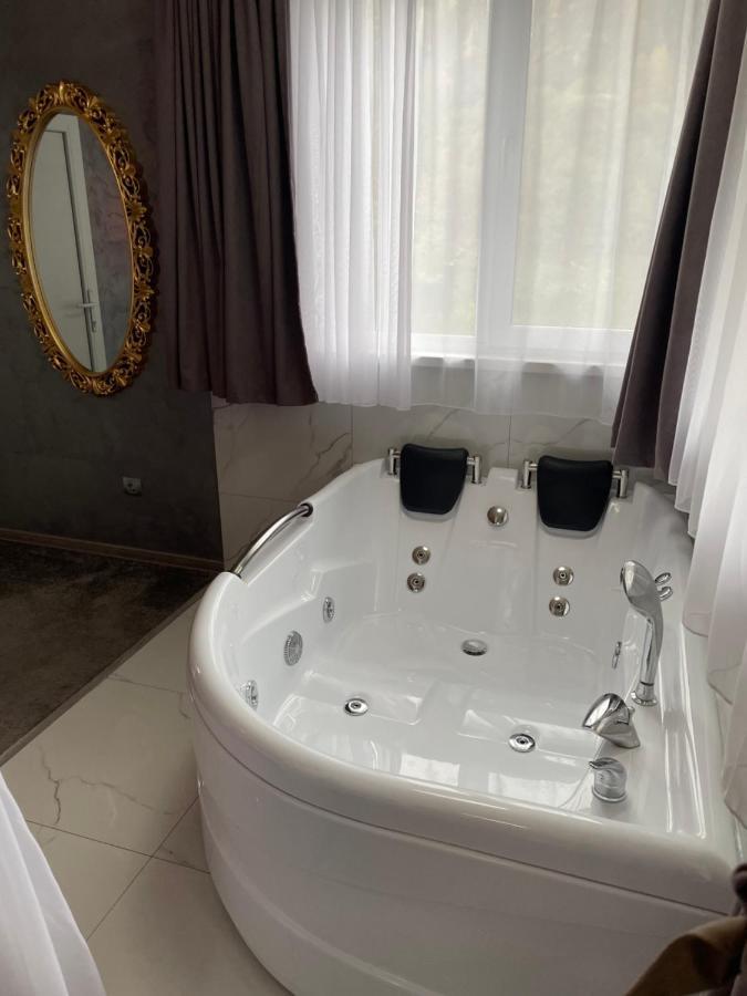 Hotel La Protap Călimăneşti Zewnętrze zdjęcie